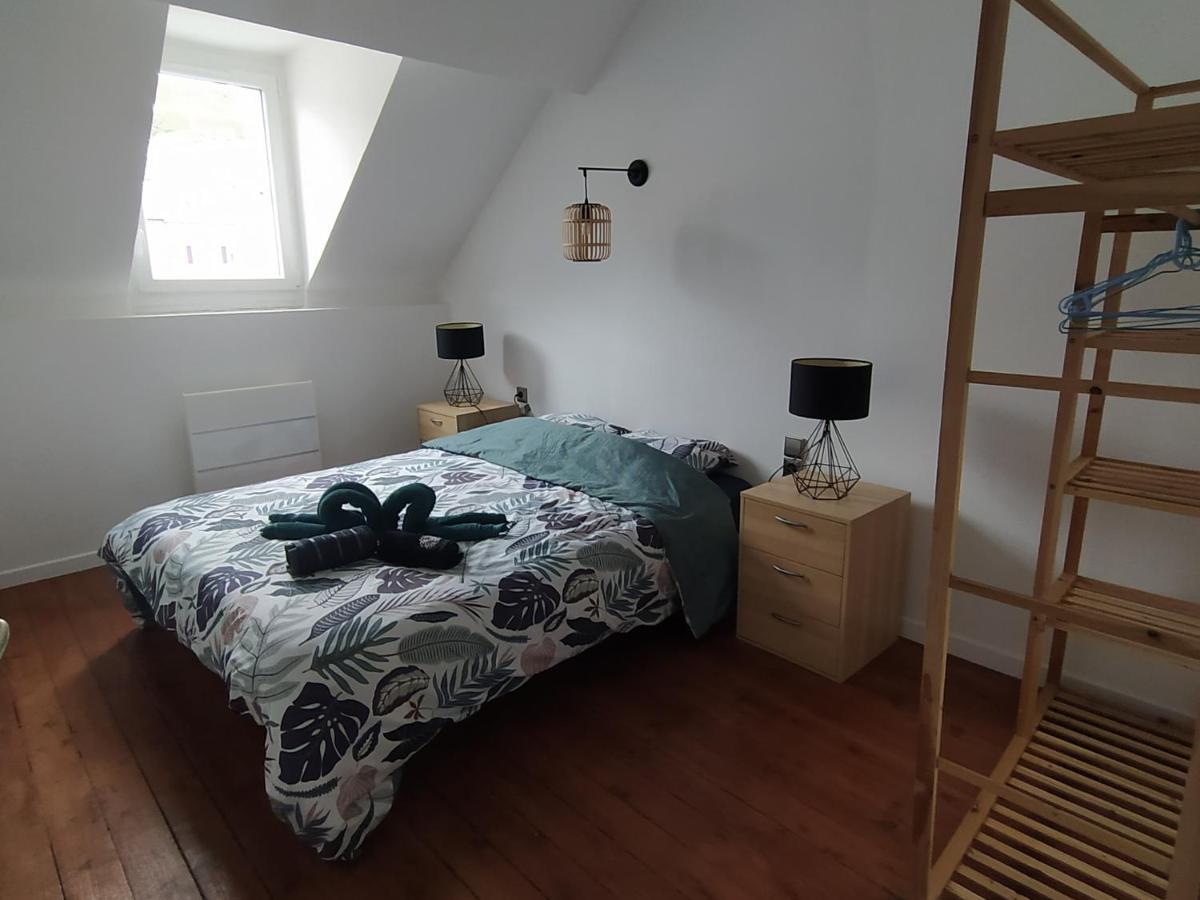Le Nid Normand Avec Terrasse - Stationnement Facile Et Gratuit - 5 Min Seine Lägenhet Deville-les-Rouen Exteriör bild